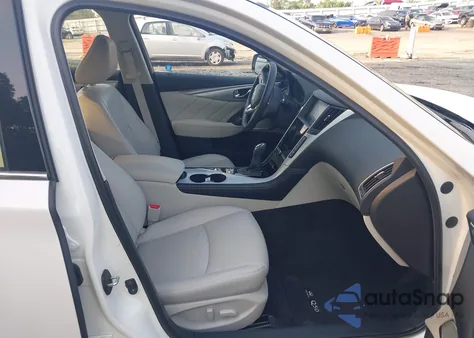 2023 Infiniti Q50 Luxe z USA, uszkodzony, nr VIN JN1EV7BP6PM512345